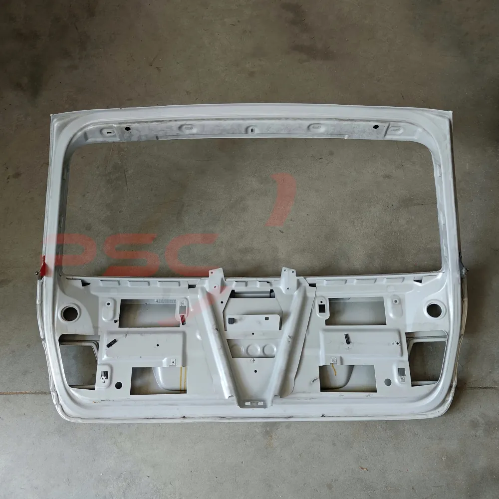 Cofano portellone posteriore BMW E46 serie 3 330D Touring - immagine 2