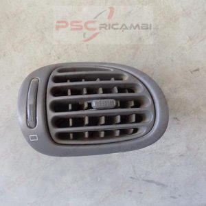 Bocchetta aria cruscotto SX Peugeot 206 01-05 1.1