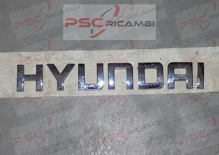 Fregio logo stemma targhetta ” HYUNDAI ” Hyundai Santa Fè 07/09